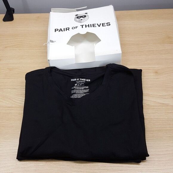 PAIR OF THIEVES Shirt Mens Small Black Pullover Crew Super Soft Logo Tee - Picture 1 of 7